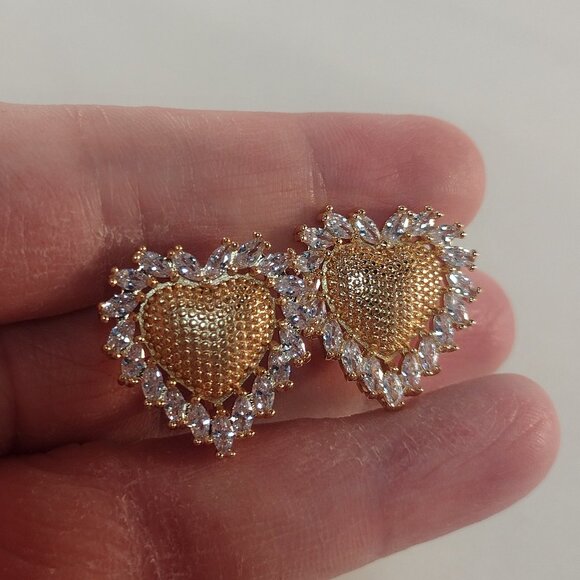 18K Yellow Gold Filled Heart White Diamond Zircon Earrings Gorgeous Gift - Picture 9 of 12